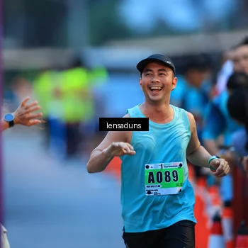 Runner Photo 8899836