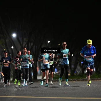 Runner Photo 8899844