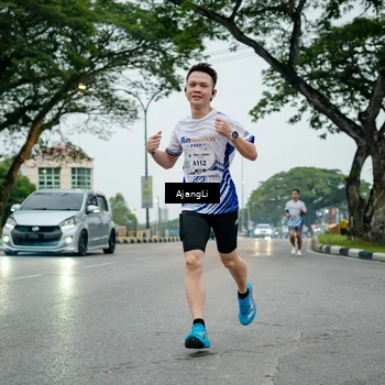 Runner Photo 8899855