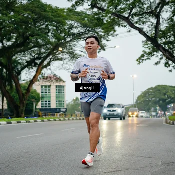 Runner Photo 8899866