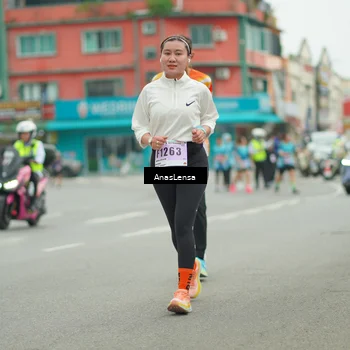 Runner Photo 8899942