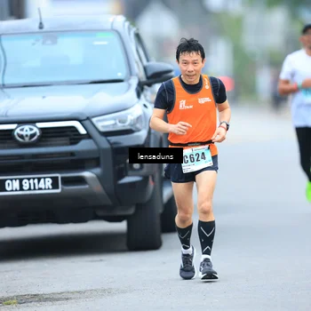 Runner Photo 8899979