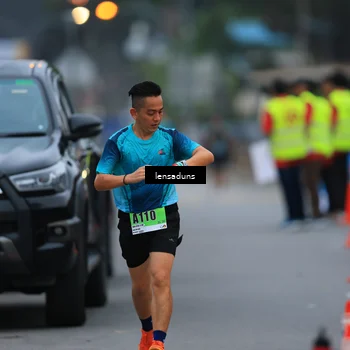 Runner Photo 8899981