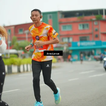 Runner Photo 8899990