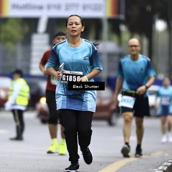 Runner Photo 8900009