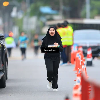 Runner Photo 8900039