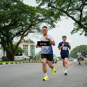 Runner Photo 8900069