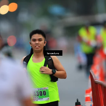 Runner Photo 8900087