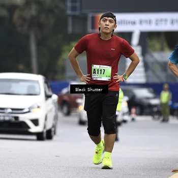 Runner Photo 8900114