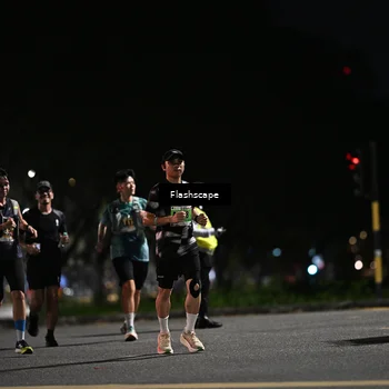 Runner Photo 8900116
