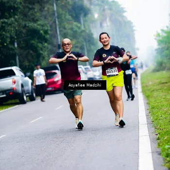 Runner Photo 8900118