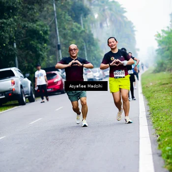 Runner Photo 8900120