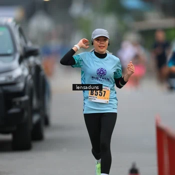 Runner Photo 8900135