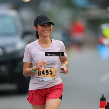 Runner Photo 8900136