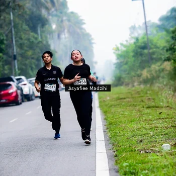Runner Photo 8900154