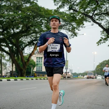 Runner Photo 8900156