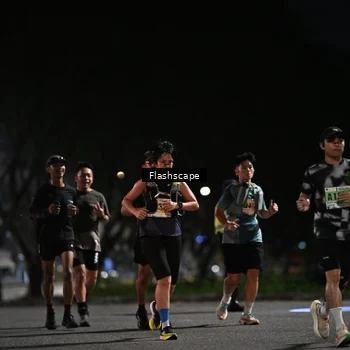 Runner Photo 8900157