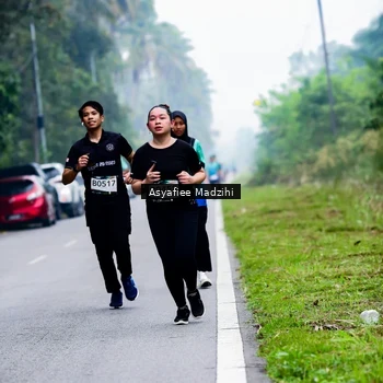 Runner Photo 8900171