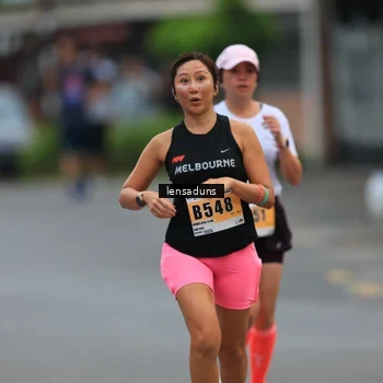 Runner Photo 8900175