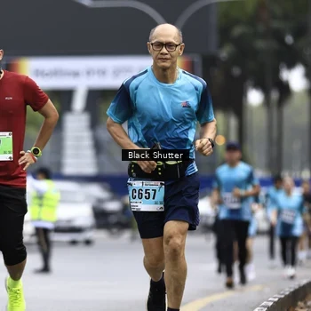 Runner Photo 8900185