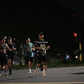 Runner Photo 8900222