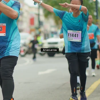Runner Photo 8900238