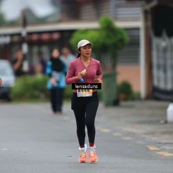 Runner Photo 8900258