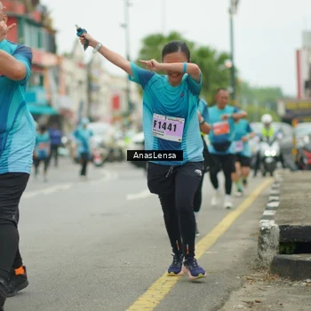 Runner Photo 8900259