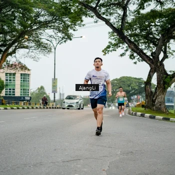 Runner Photo 8900265