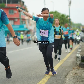 Runner Photo 8900280