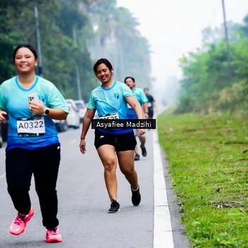 Runner Photo 8900291