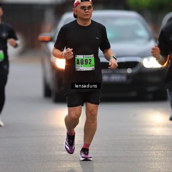 Runner Photo 8900297