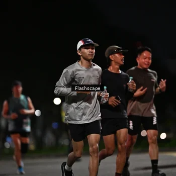 Runner Photo 8900301