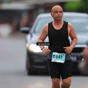 Runner Photo 8900321