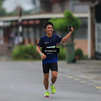Runner Photo 8900423