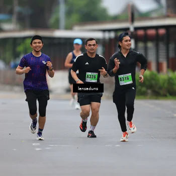 Runner Photo 8900444