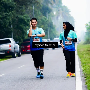 Runner Photo 8900496
