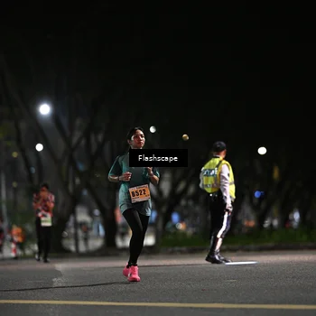 Runner Photo 8900501