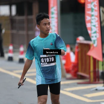 Runner Photo 8900503