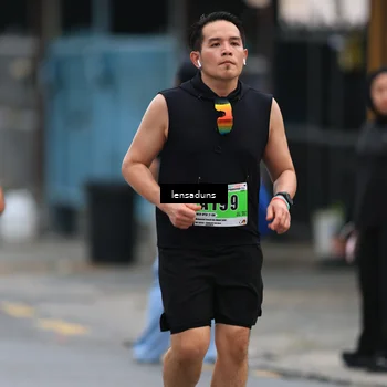 Runner Photo 8900549