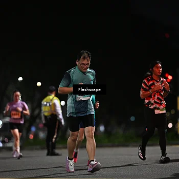 Runner Photo 8900575