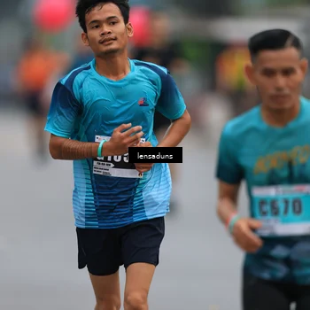 Runner Photo 8900593