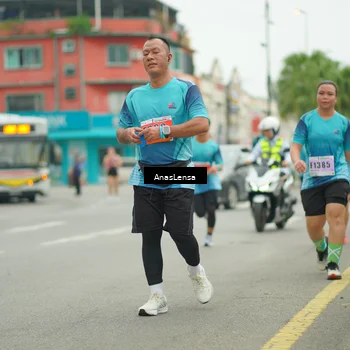 Runner Photo 8900625