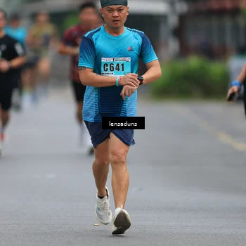 Runner Photo 8900626