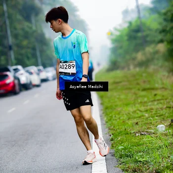 Runner Photo 8900637