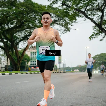 Runner Photo 8900672