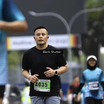 Runner Photo 8900743