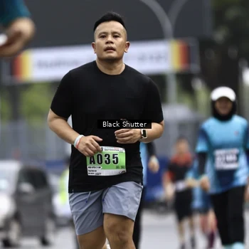 Runner Photo 8900763