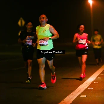 Runner Photo 8900782