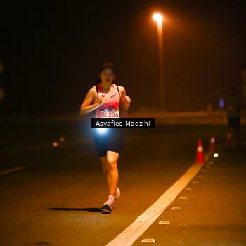 Runner Photo 8900785
